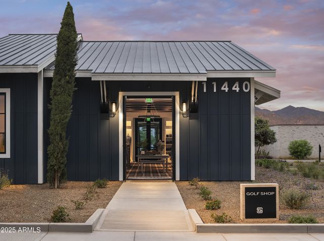 17767 W CRAWFORDSVILLE Drive, Surprise, AZ 85388