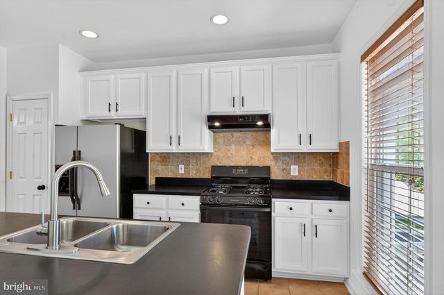 5369 CRIMSON SKY CT, Centreville, VA 20120