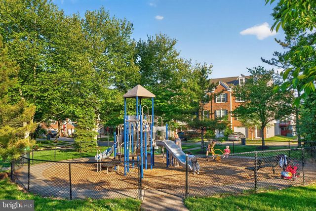 5369 CRIMSON SKY CT, Centreville, VA 20120