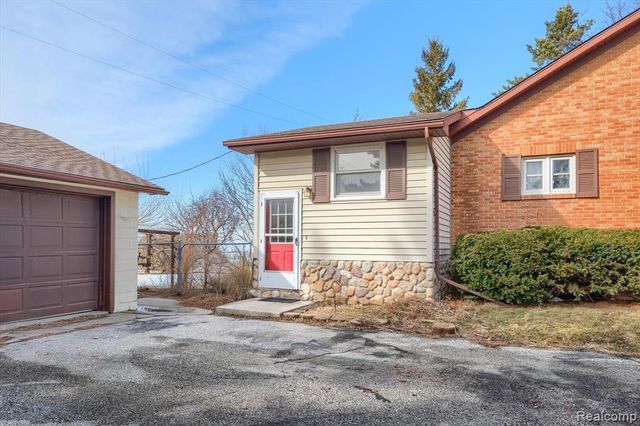 5946 Hart Road, Vassar, MI 48768