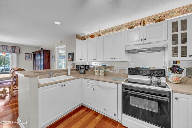 4103 Breezewood Drive Apt 101, Wilmington, NC 28412