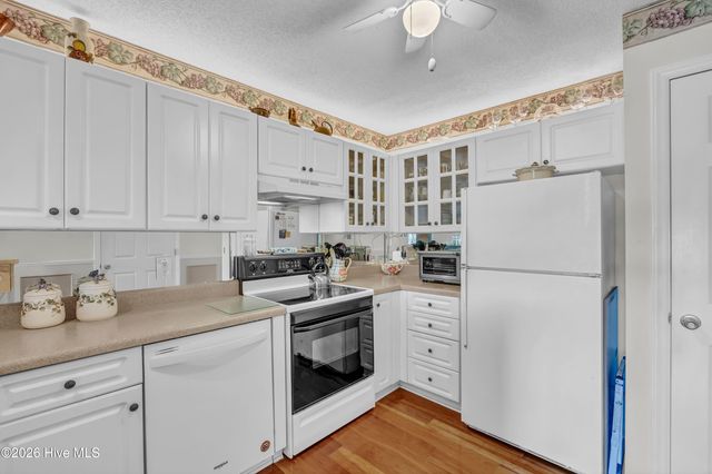 4103 Breezewood Drive Apt 101, Wilmington, NC 28412