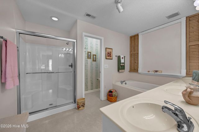 4103 Breezewood Drive Apt 101, Wilmington, NC 28412