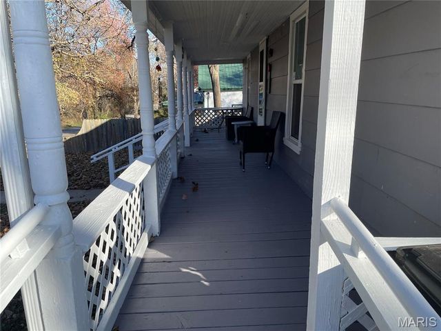 700 N Hickory Street, Salem, MO 65560