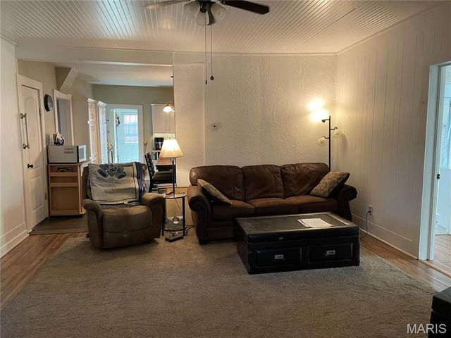 700 N Hickory Street, Salem, MO 65560