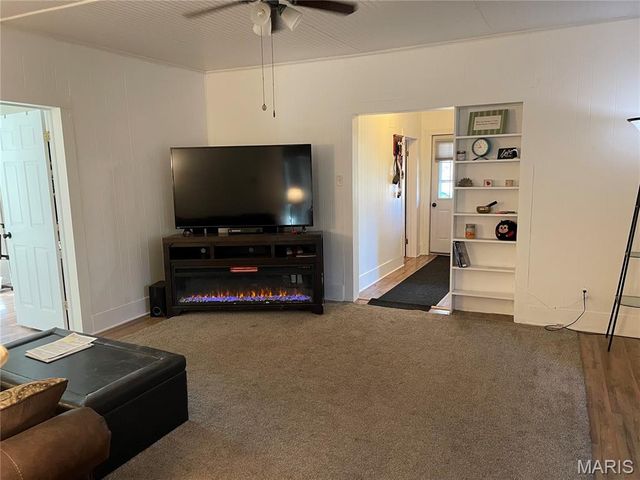 700 N Hickory Street, Salem, MO 65560