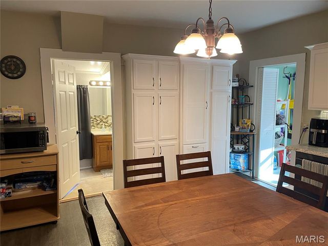 700 N Hickory Street, Salem, MO 65560