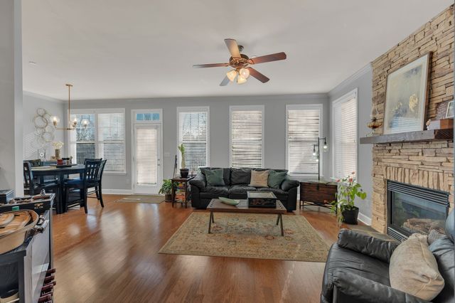 8136 Middlewick Ln, Nolensville, TN 37135