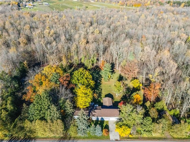 7437 Quarry Road, Sodus, NY 14551