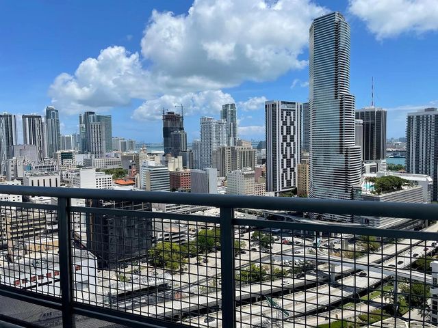 350 S Miami Ave 2807, Miami, FL 33130