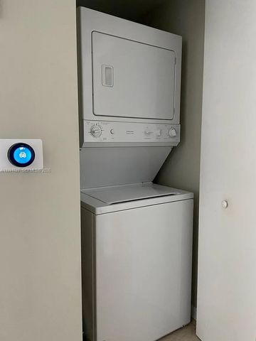 350 S Miami Ave 2807, Miami, FL 33130