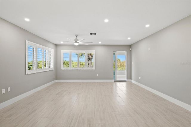 1200 TARPON CENTER DRIVE 1, Venice, FL 34285