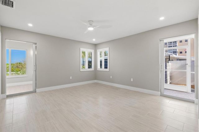 1200 TARPON CENTER DRIVE 1, Venice, FL 34285