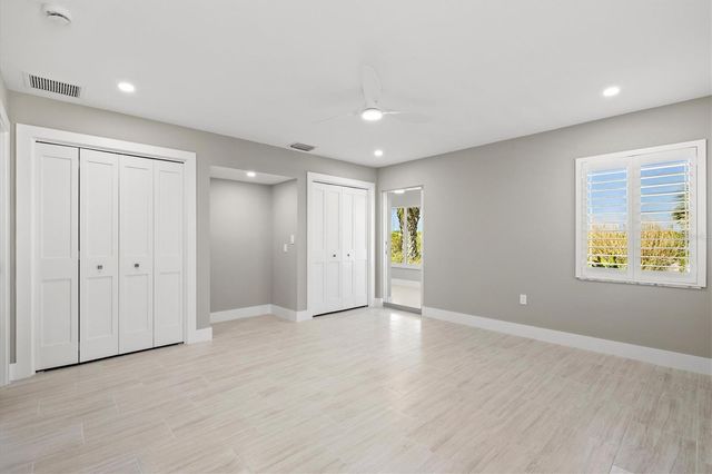 1200 TARPON CENTER DRIVE 1, Venice, FL 34285