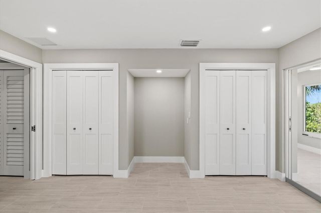 1200 TARPON CENTER DRIVE 1, Venice, FL 34285