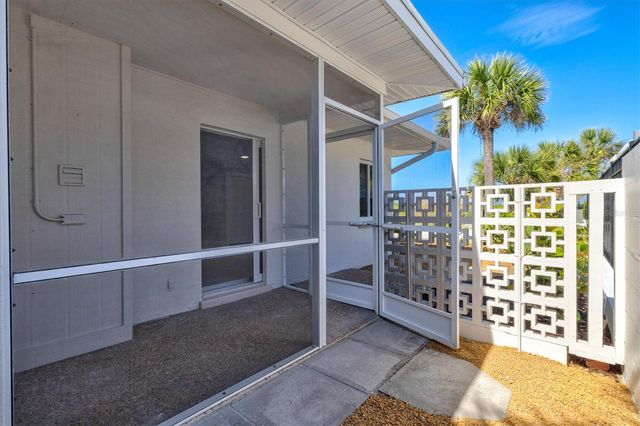 1200 TARPON CENTER DRIVE 1, Venice, FL 34285