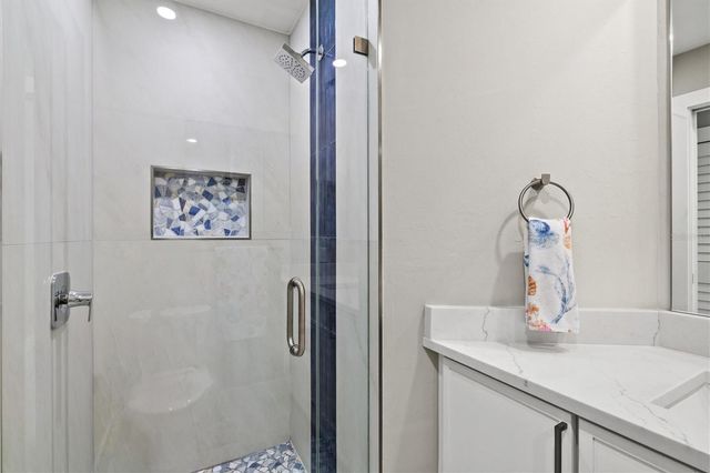 1200 TARPON CENTER DRIVE 1, Venice, FL 34285