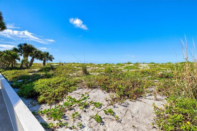 1200 TARPON CENTER DRIVE 1, Venice, FL 34285