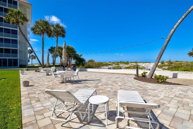 1200 TARPON CENTER DRIVE 1, Venice, FL 34285