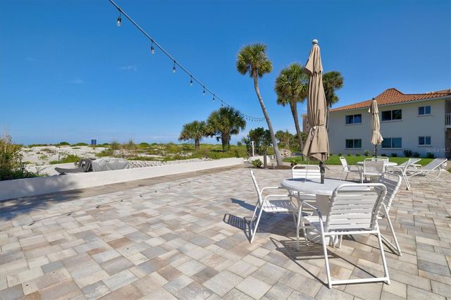 1200 TARPON CENTER DRIVE 1, Venice, FL 34285