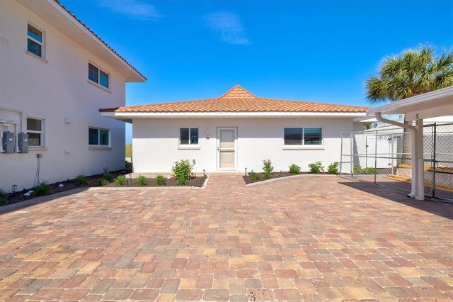 1200 TARPON CENTER DRIVE 1, Venice, FL 34285