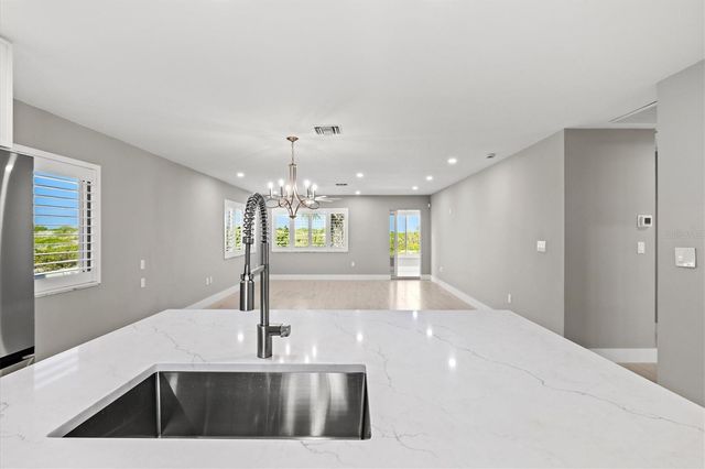 1200 TARPON CENTER DRIVE 1, Venice, FL 34285