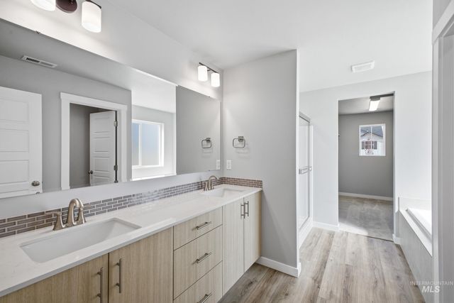5501 S Edgecomb Way, Nampa, ID 83686