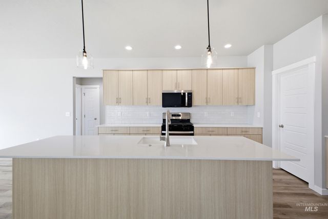 5501 S Edgecomb Way, Nampa, ID 83686