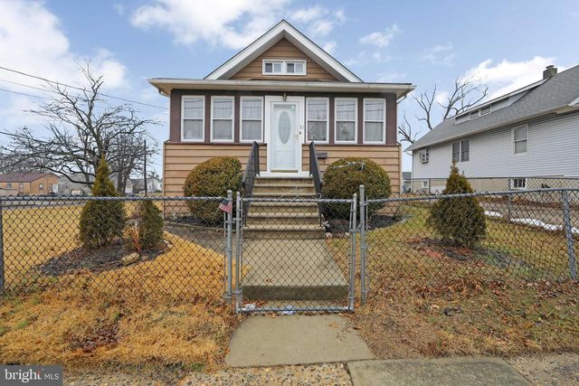 51 LINCOLN AVE, Mount Ephraim, NJ 08059