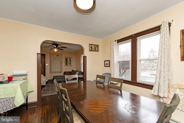 51 LINCOLN AVE, Mount Ephraim, NJ 08059