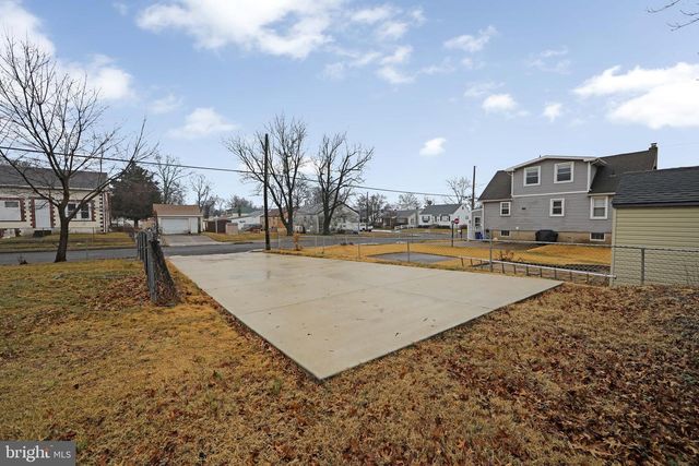 51 LINCOLN AVE, Mount Ephraim, NJ 08059