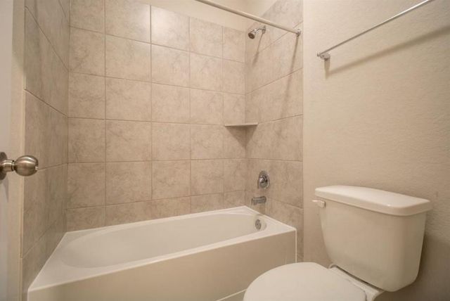 21449 Kings Guild Lane, Kingwood, TX 77339