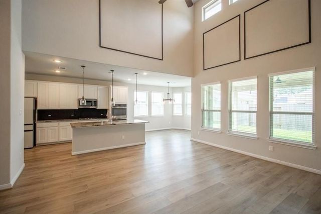 21449 Kings Guild Lane, Kingwood, TX 77339