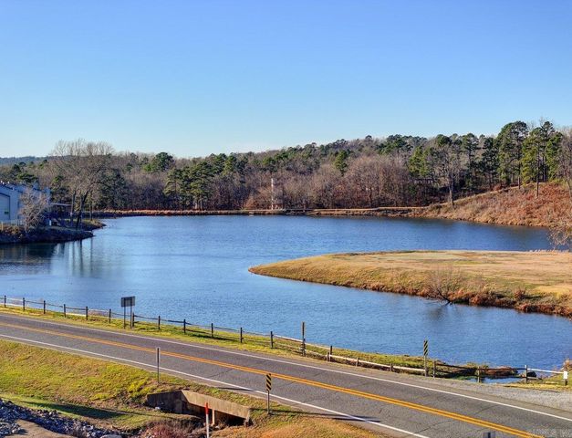 472 Catherine Park Road, Hot Springs, AR 71913