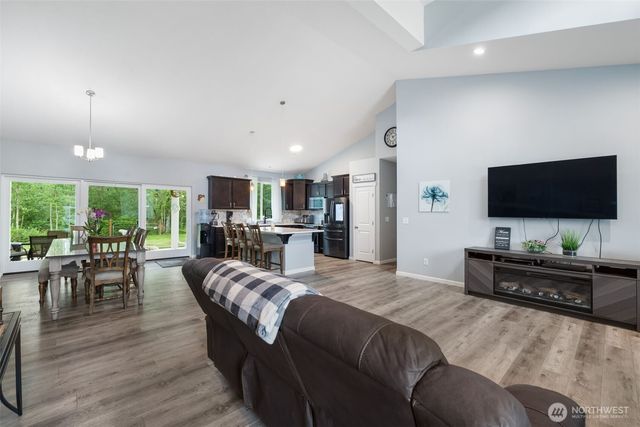 13920 273rd Street East, Graham, WA 98338