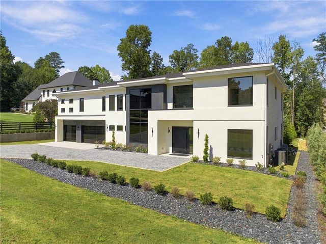 92 Whitehead Road, Sugar Hill, GA 30518