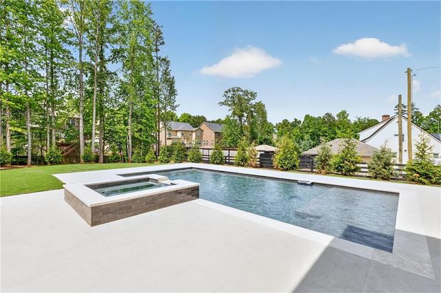 92 Whitehead Road, Sugar Hill, GA 30518