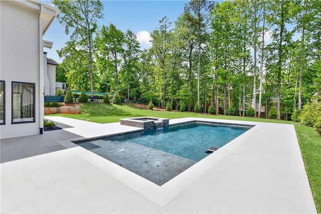 92 Whitehead Road, Sugar Hill, GA 30518