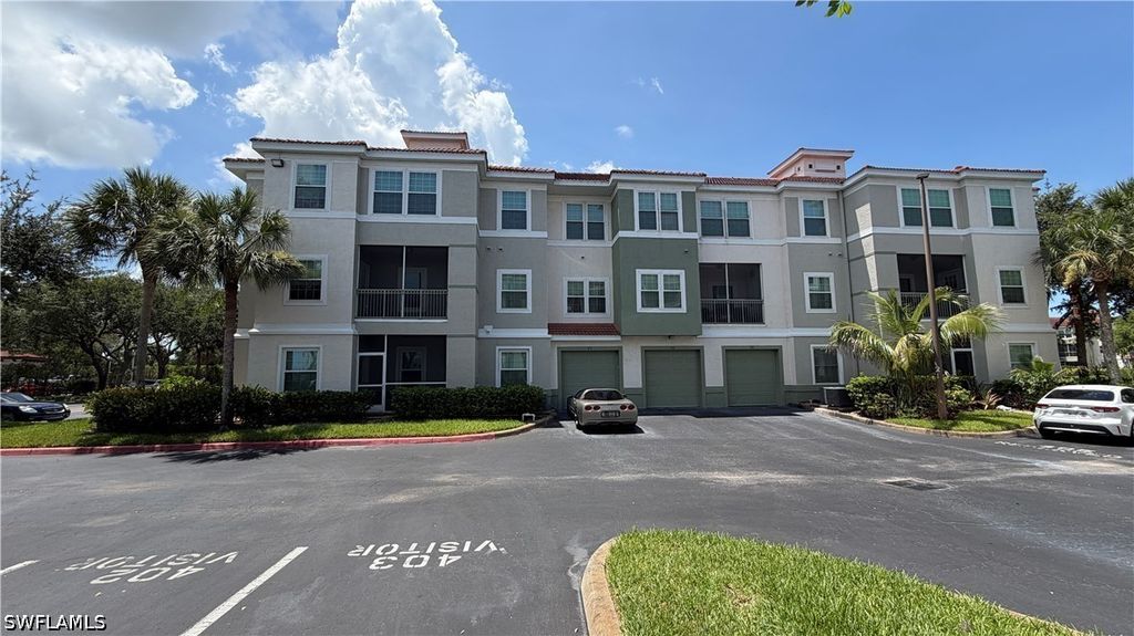 23500 Walden Center DR 210, Estero, FL 34134