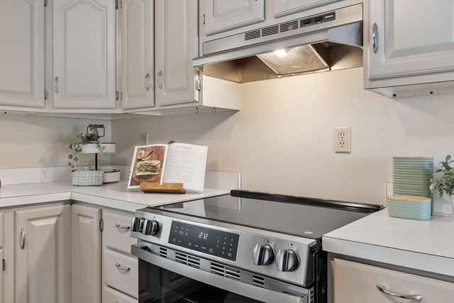 26 John Edward Dr, Northborough, MA 01532