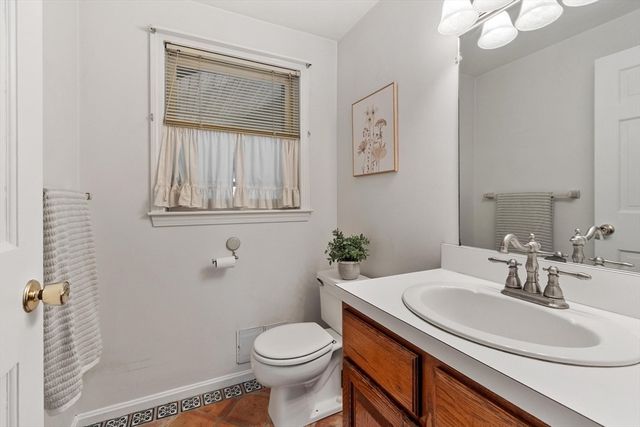 26 John Edward Dr, Northborough, MA 01532