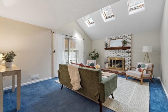 26 John Edward Dr, Northborough, MA 01532