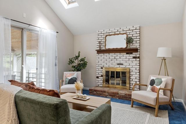 26 John Edward Dr, Northborough, MA 01532