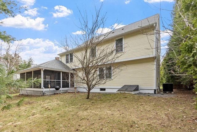 26 John Edward Dr, Northborough, MA 01532