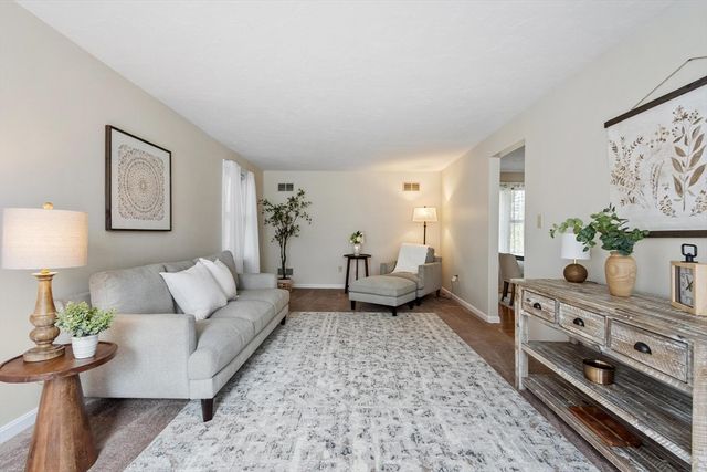 26 John Edward Dr, Northborough, MA 01532