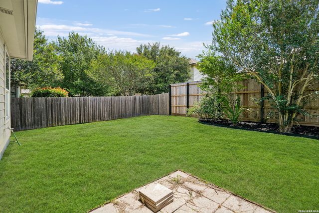 2936 Redtip Dr, Schertz, TX 78108