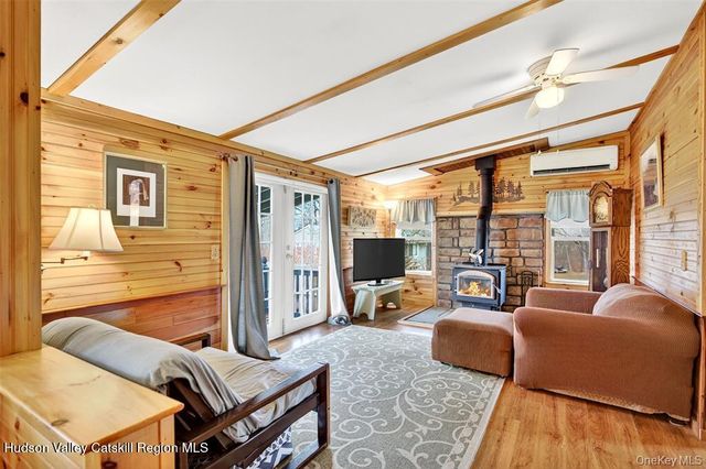 448 Sand Hill Road, Gardiner, NY 12525