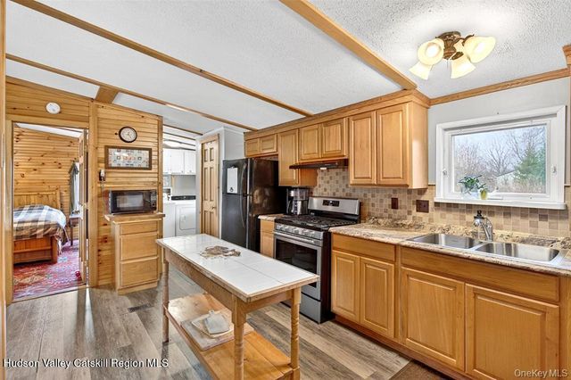 448 Sand Hill Road, Gardiner, NY 12525