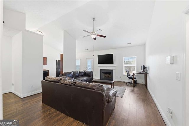 606 Cole Creek Drive, Dallas, GA 30157