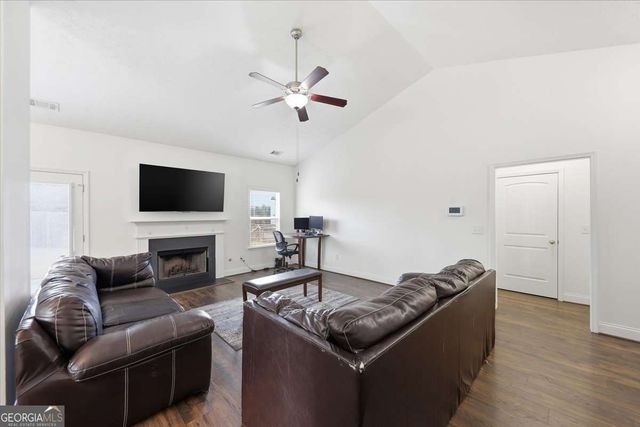 606 Cole Creek Drive, Dallas, GA 30157